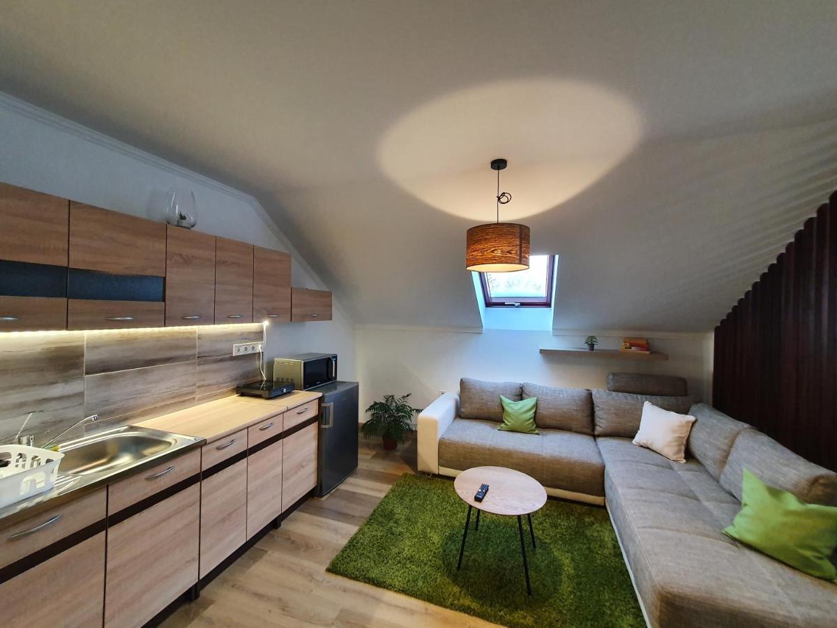 Reteskert Vendeghaz Es Apartman Belapatfalva Exterior photo